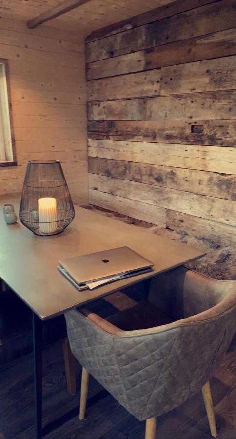Unique Barnhouse In Amazing Gimsoy In Lofoten Saupstad  Eksteriør billede