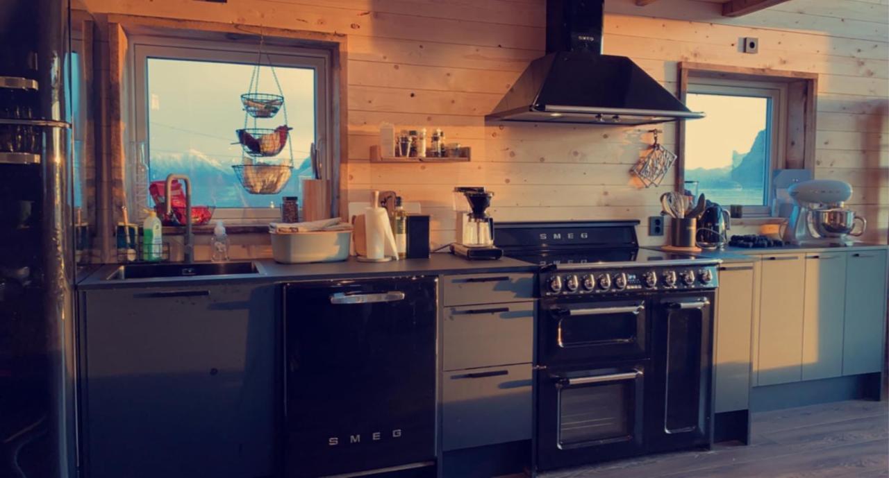 Unique Barnhouse In Amazing Gimsoy In Lofoten Saupstad  Eksteriør billede